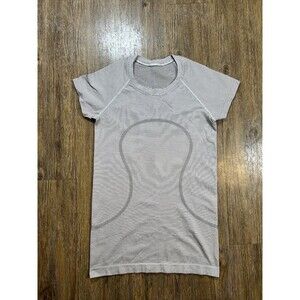 Lululemon Swiftly Tech Womens Short Sleeve T Shirt Running White Striped Sz 6